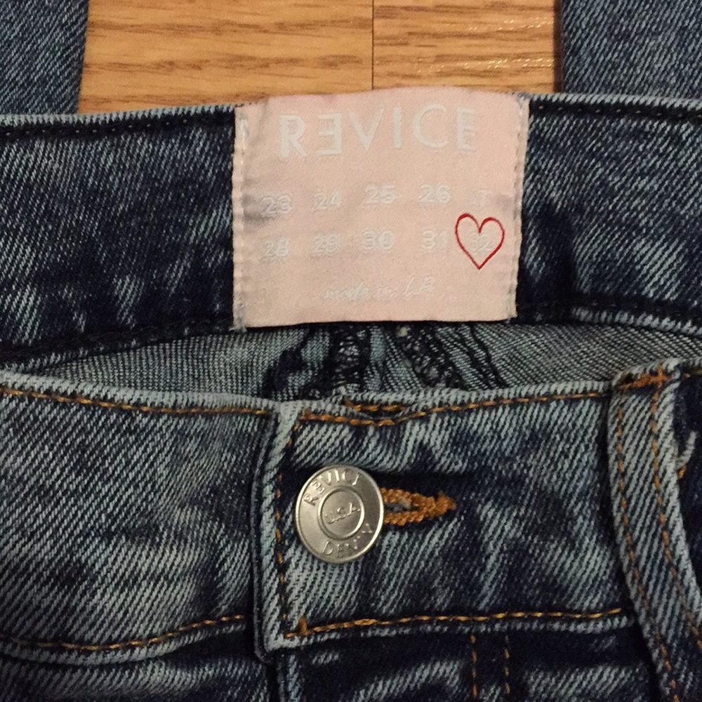 REVICE denim jeans. Size 32